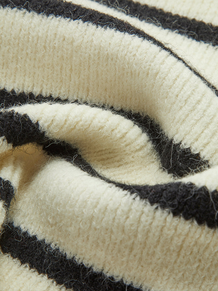 V-Ausschnitt Gestreifter Westen-Pullover