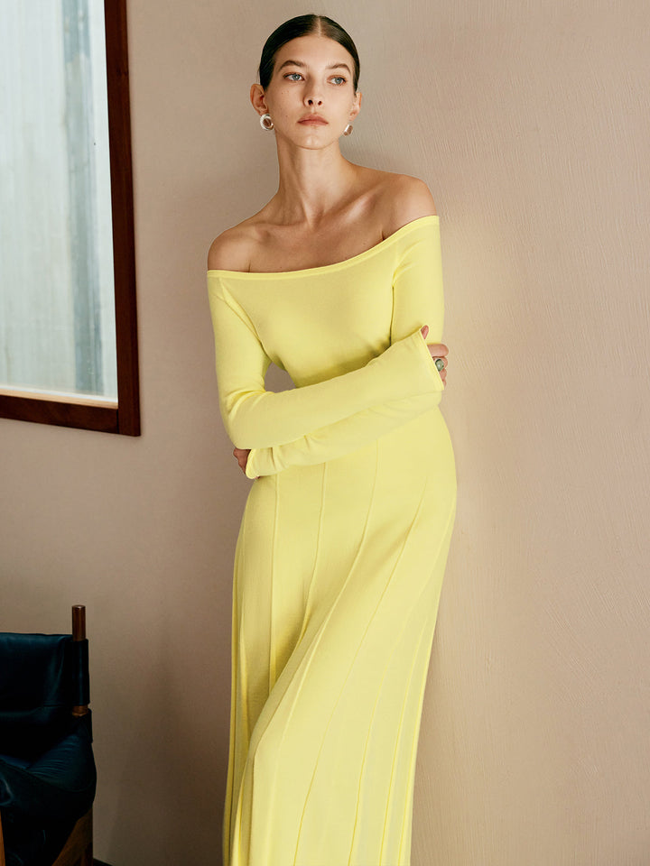 Off-Schulter-Pullover-Kleid mit Falten