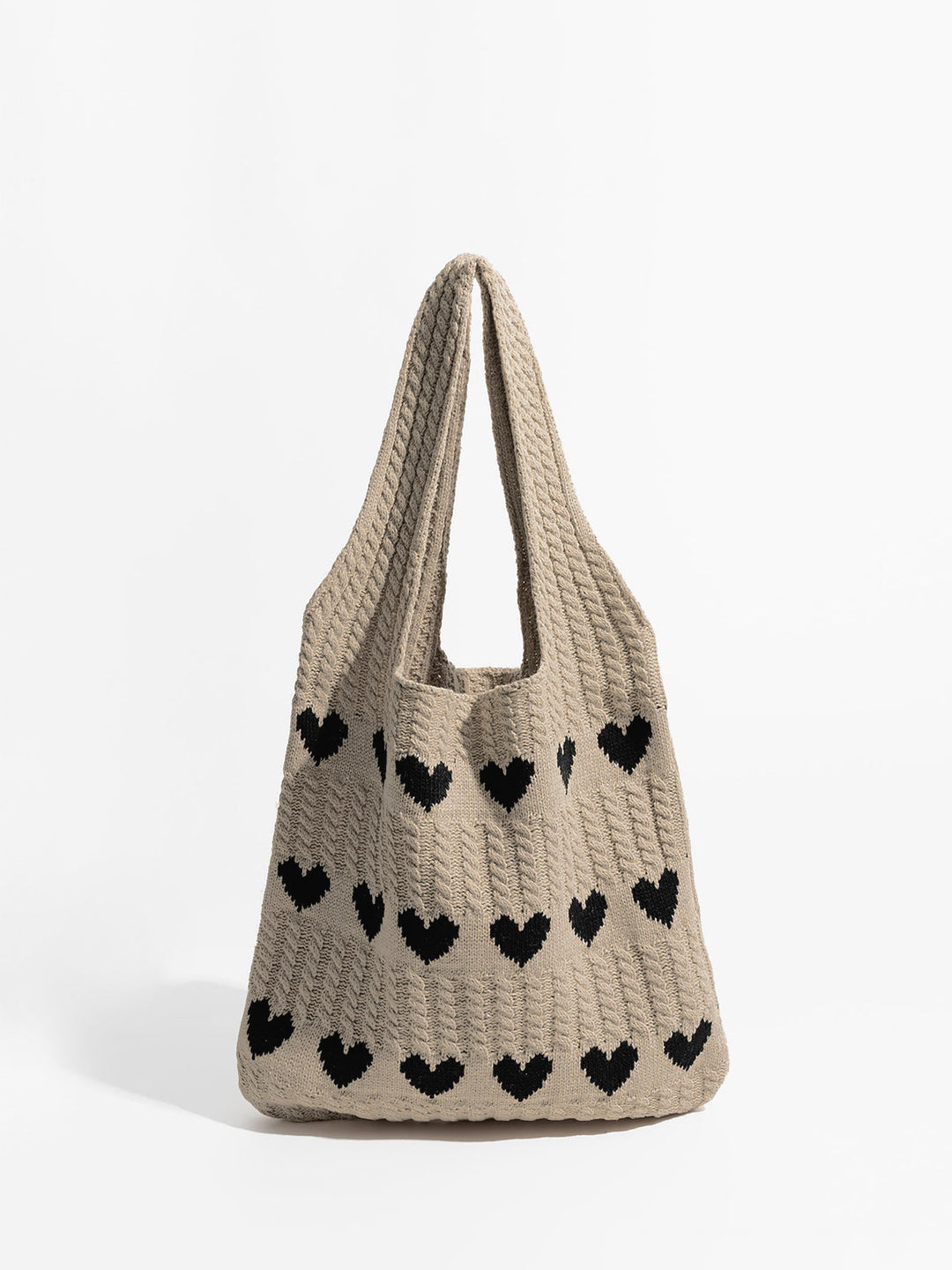 Gestrickte Schultertasche mit Herzmuster
