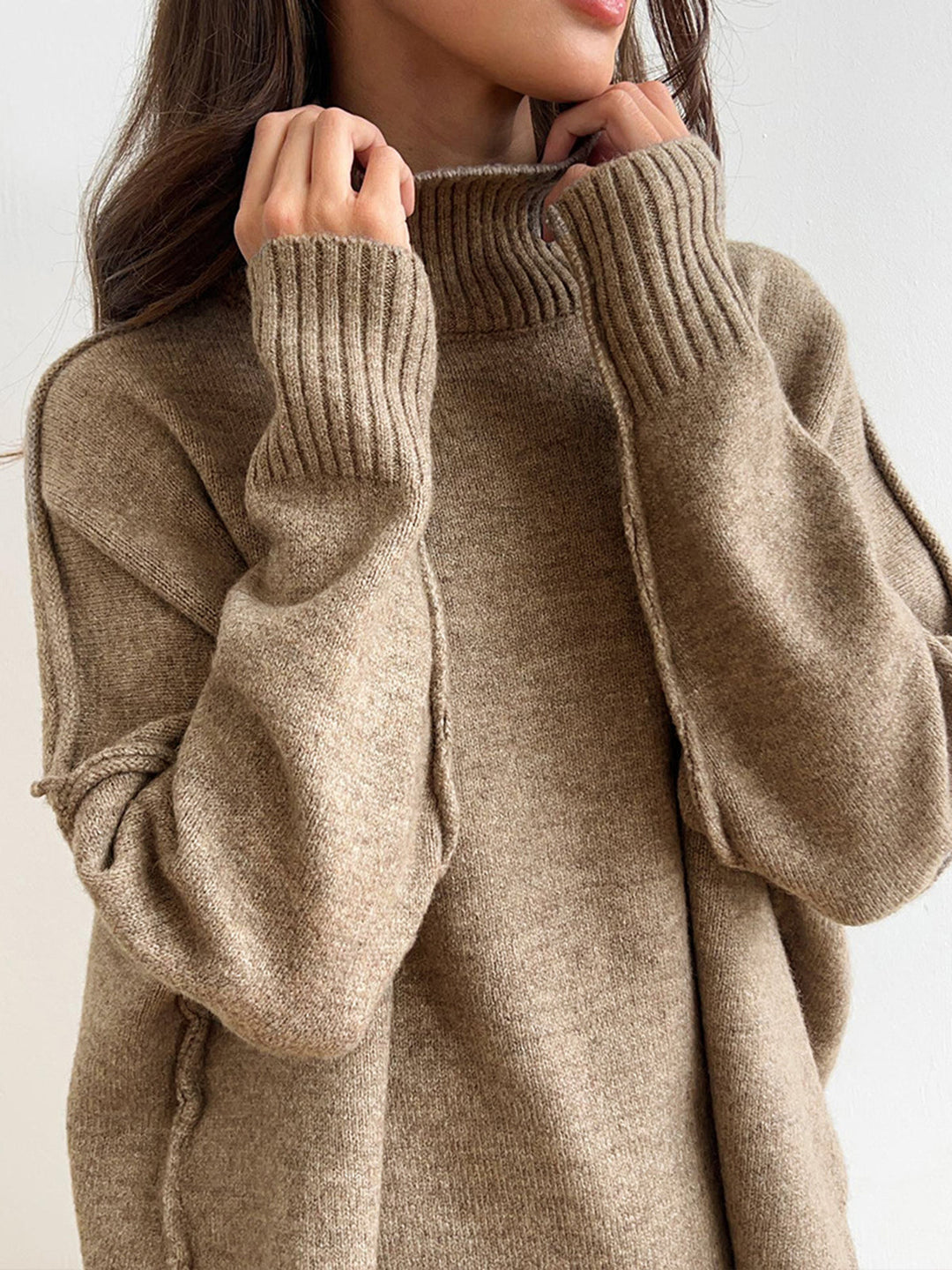 Schlichte Rollkragen-Strickhose-Set