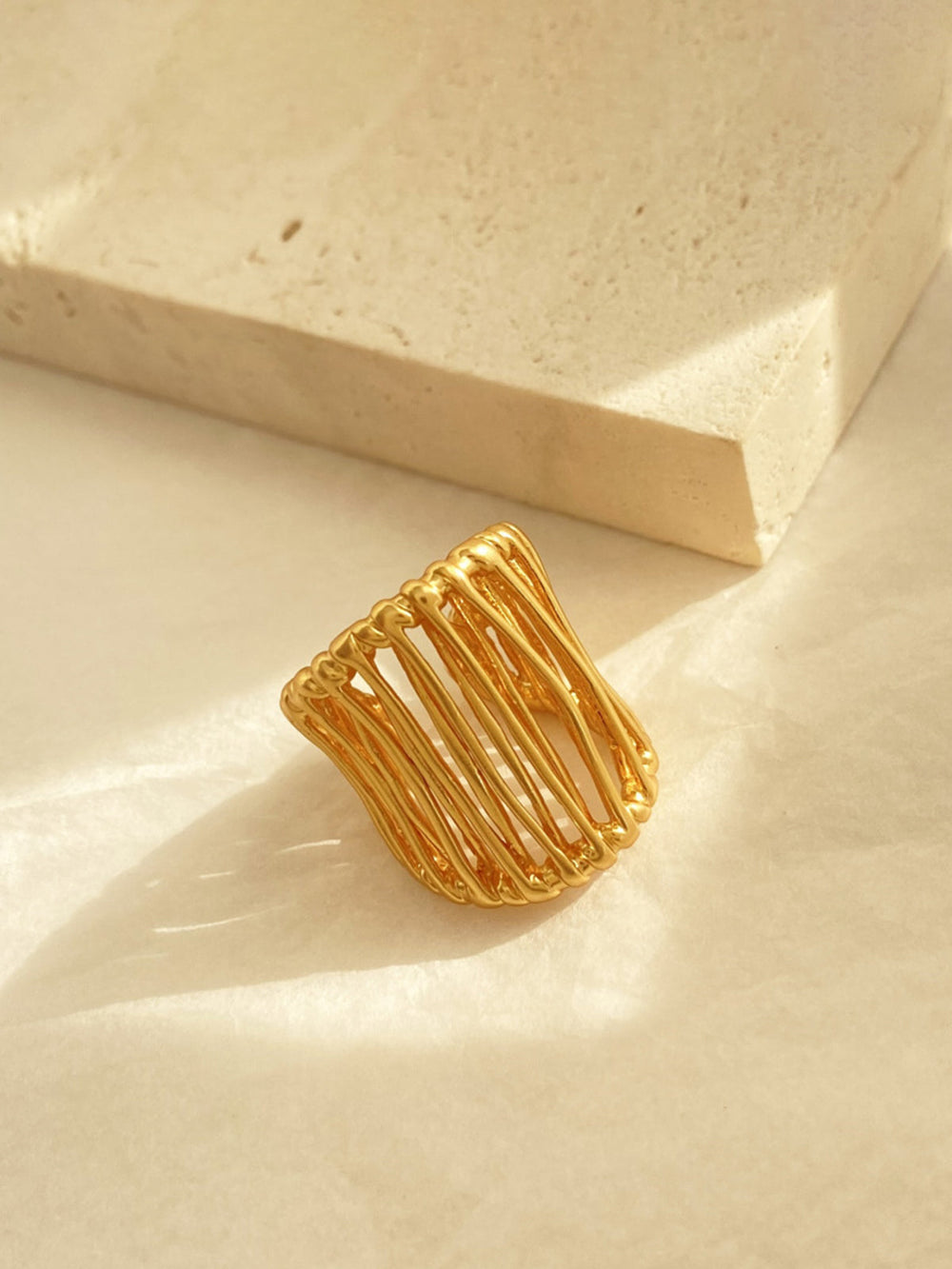 C-Form Goldener Zaun Offener Ring