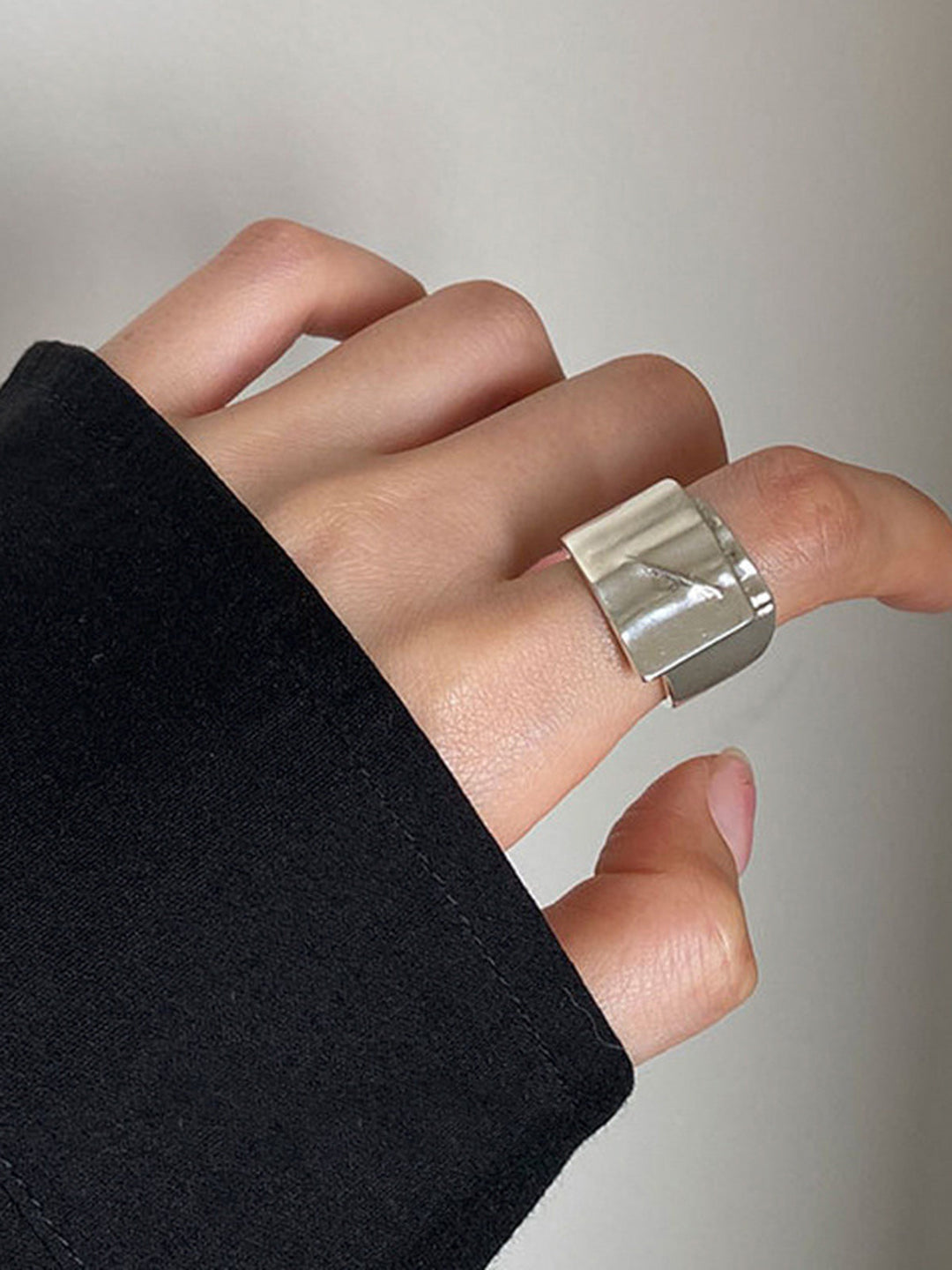 Minimalist Tunnel Offener Ring