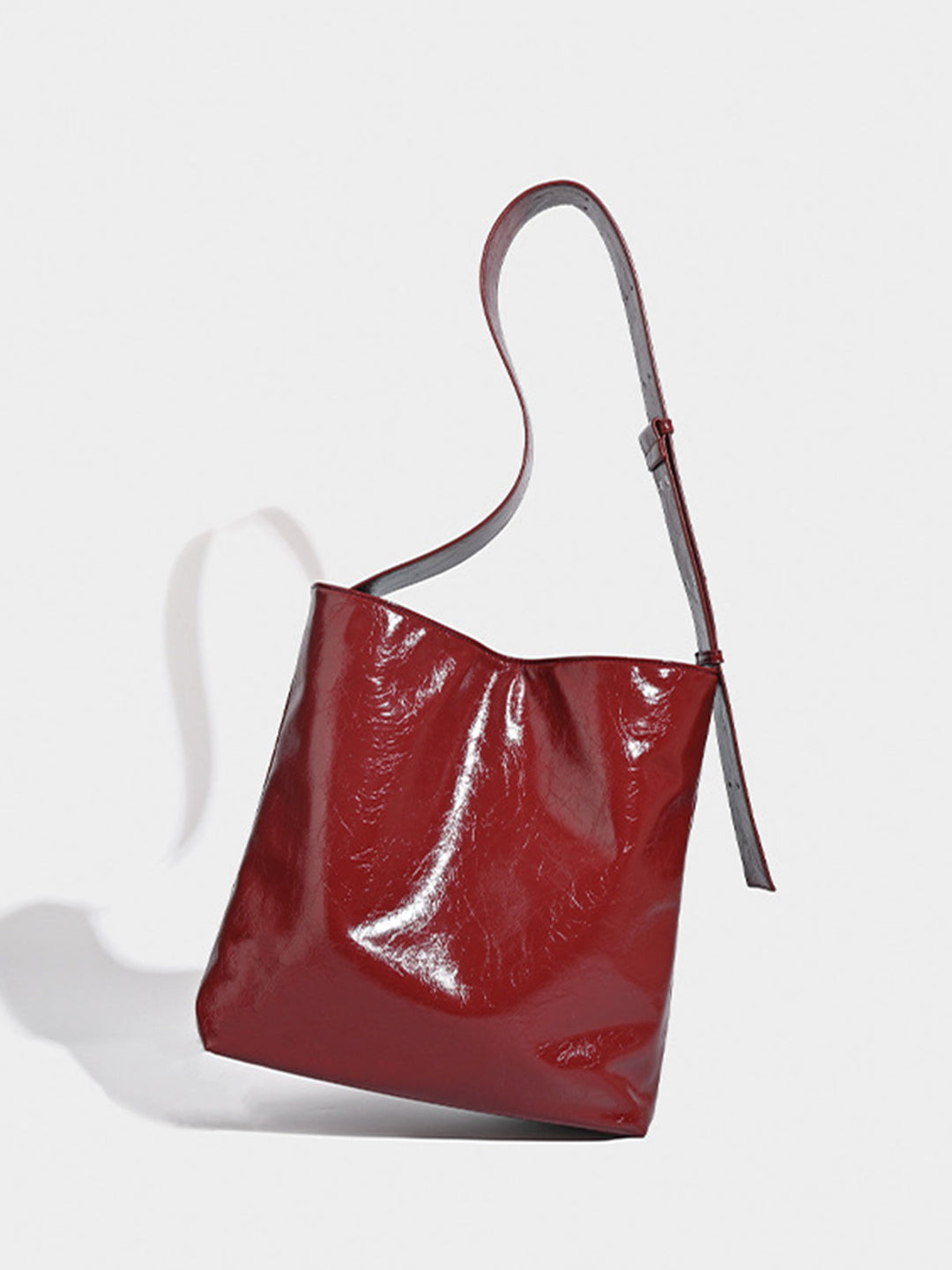 Rote Oversize-Tragetasche