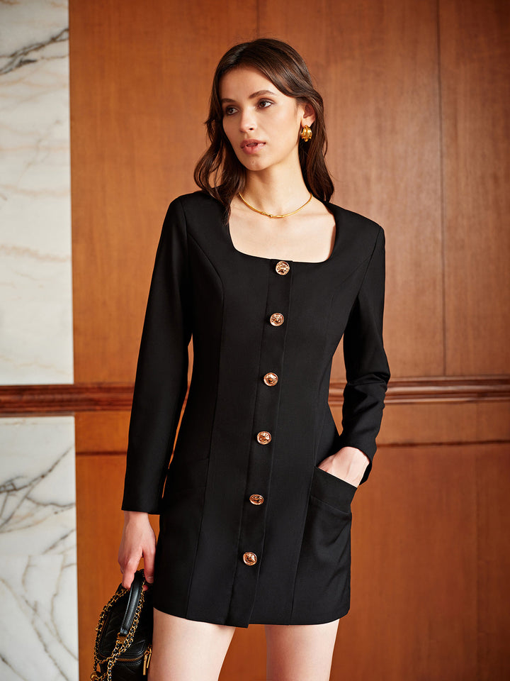 Kleid mit eckigem Ausschnitt und schmaler Passform