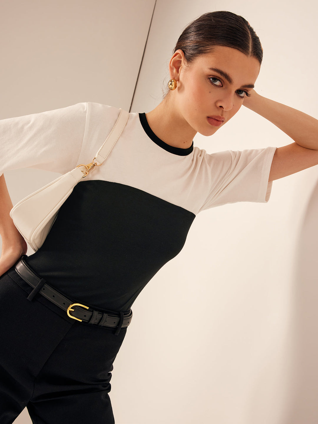 Zweifarbige Stretch-Jersey-T-Shirt