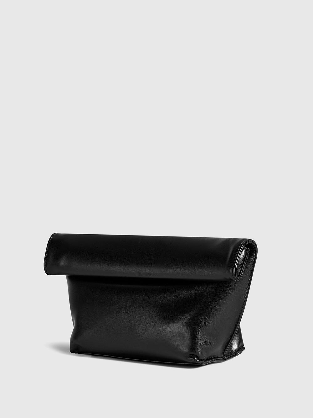 Minimalistische Umschlagclutch mit gerolltem Rand