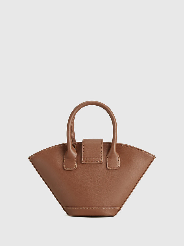 Tasche mit Henkel