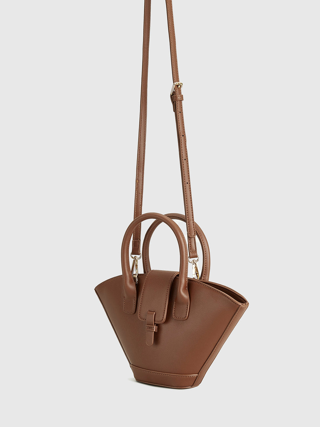 Tasche mit Henkel