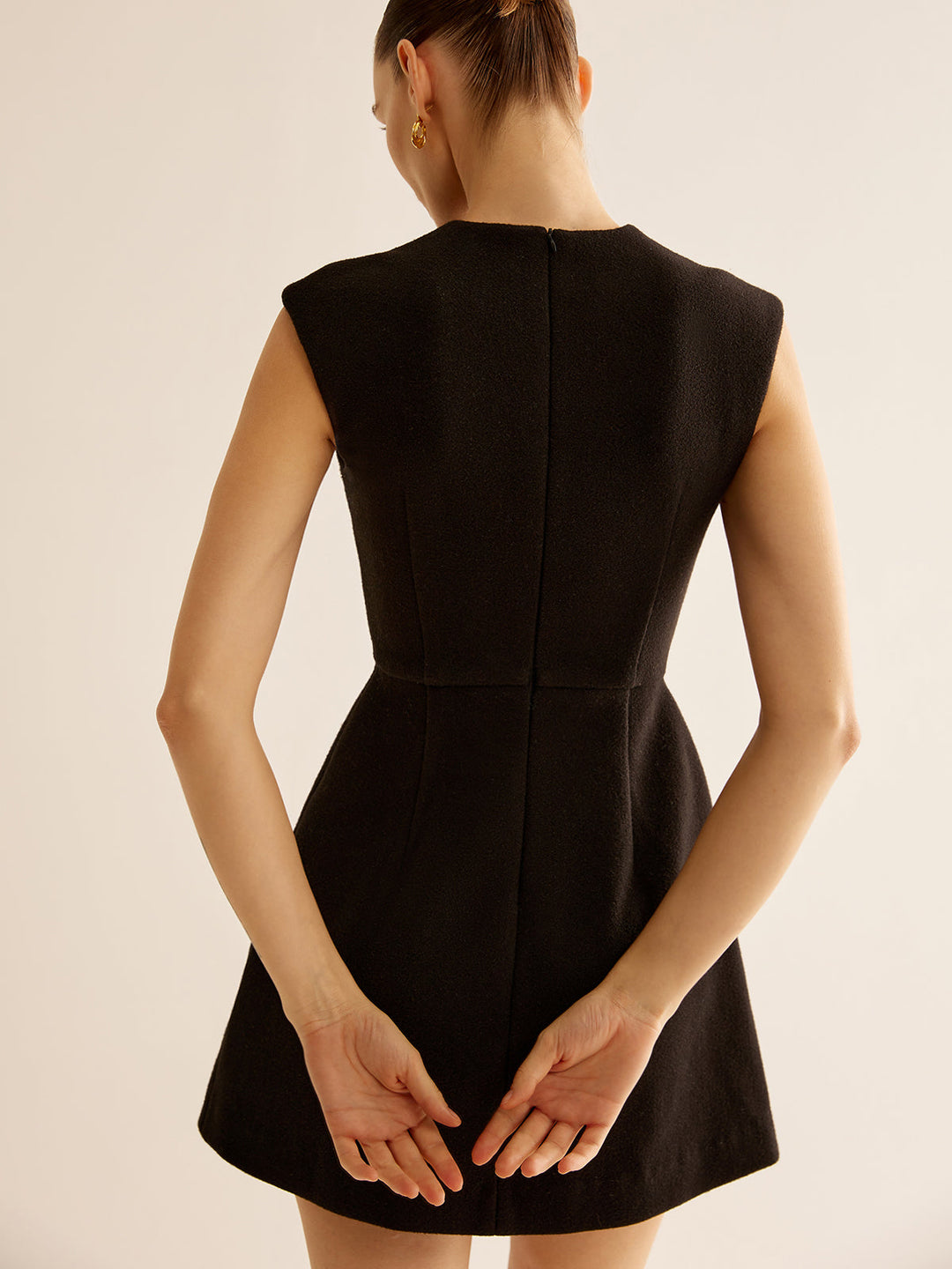 Metall-Dekor-Kleid mit Reißverschluss