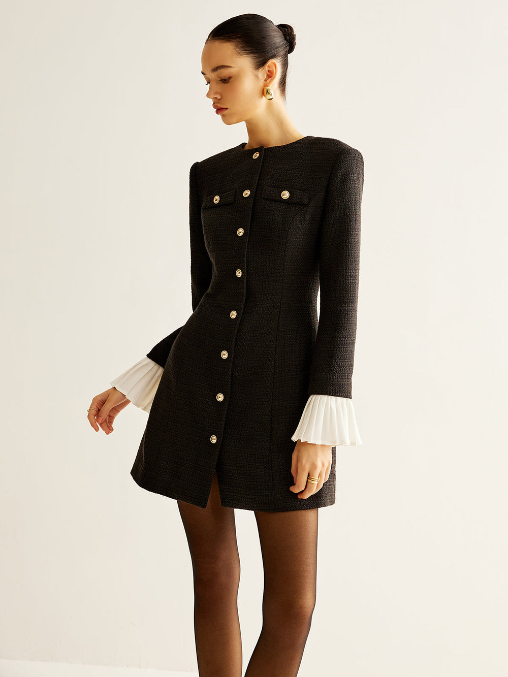 Kleid mit Tweed-Kragen und Falten