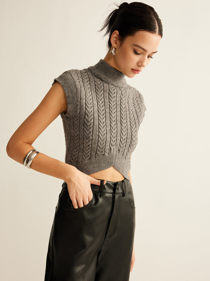 Kabel-Strick-Pullover-Weste mit Stehkragen