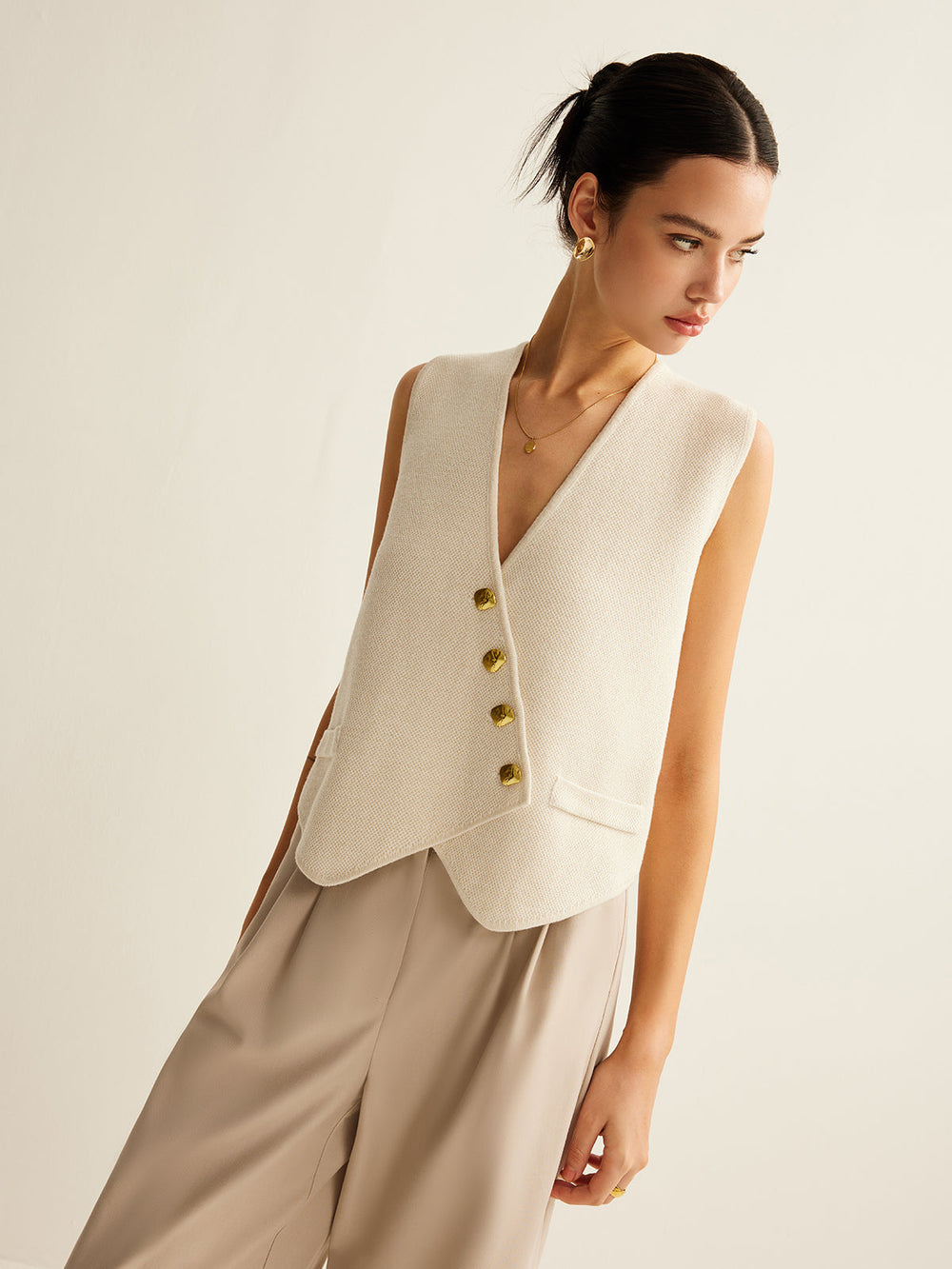 Asymmetrischer Pullover-Weste mit Knöpfen
