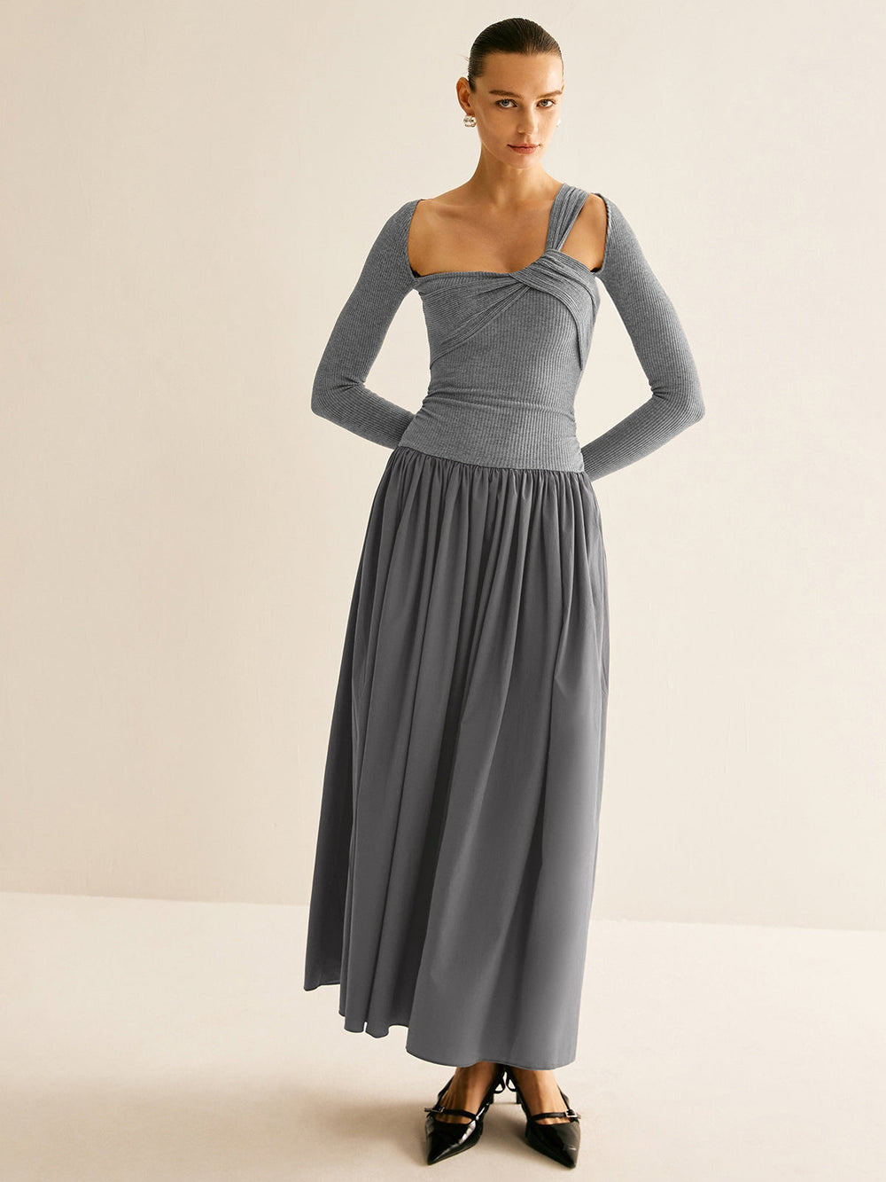 Asymmetrisches Chic Plisseekleid