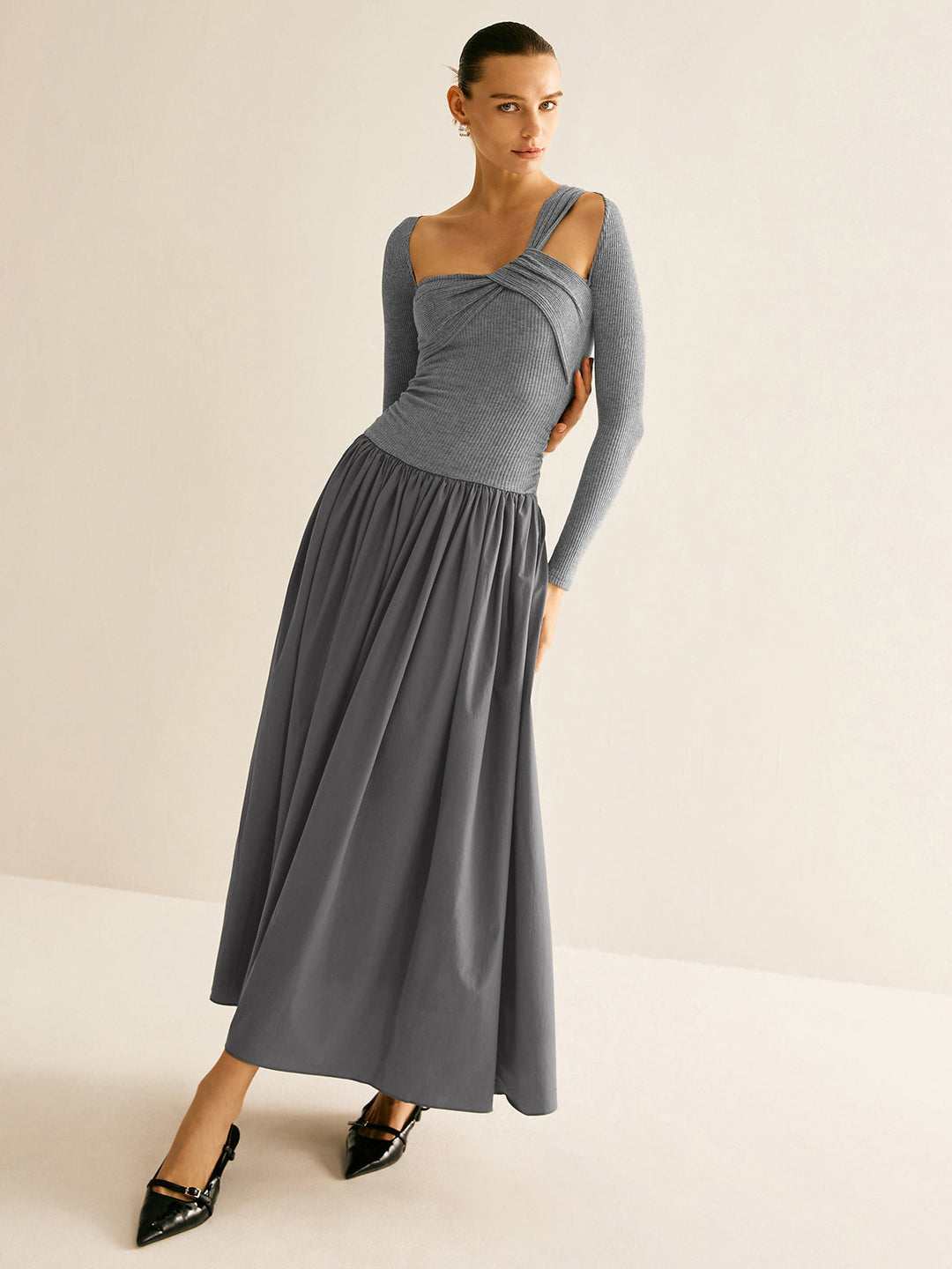 Asymmetrisches Chic Plisseekleid