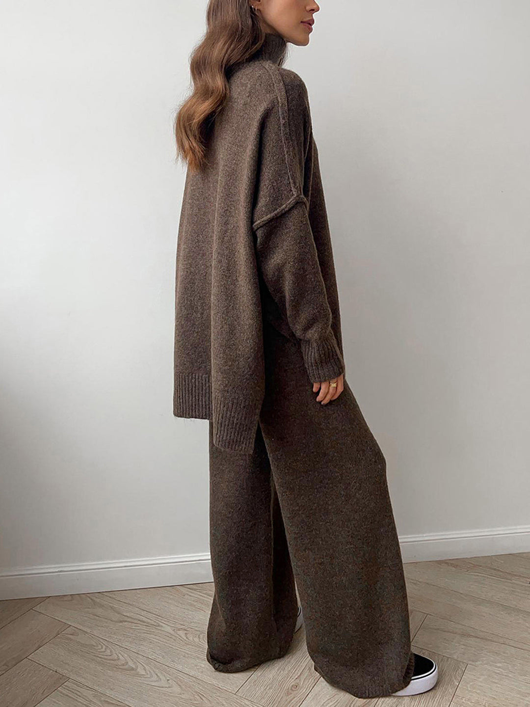 Schlichte Rollkragen-Strickhose-Set