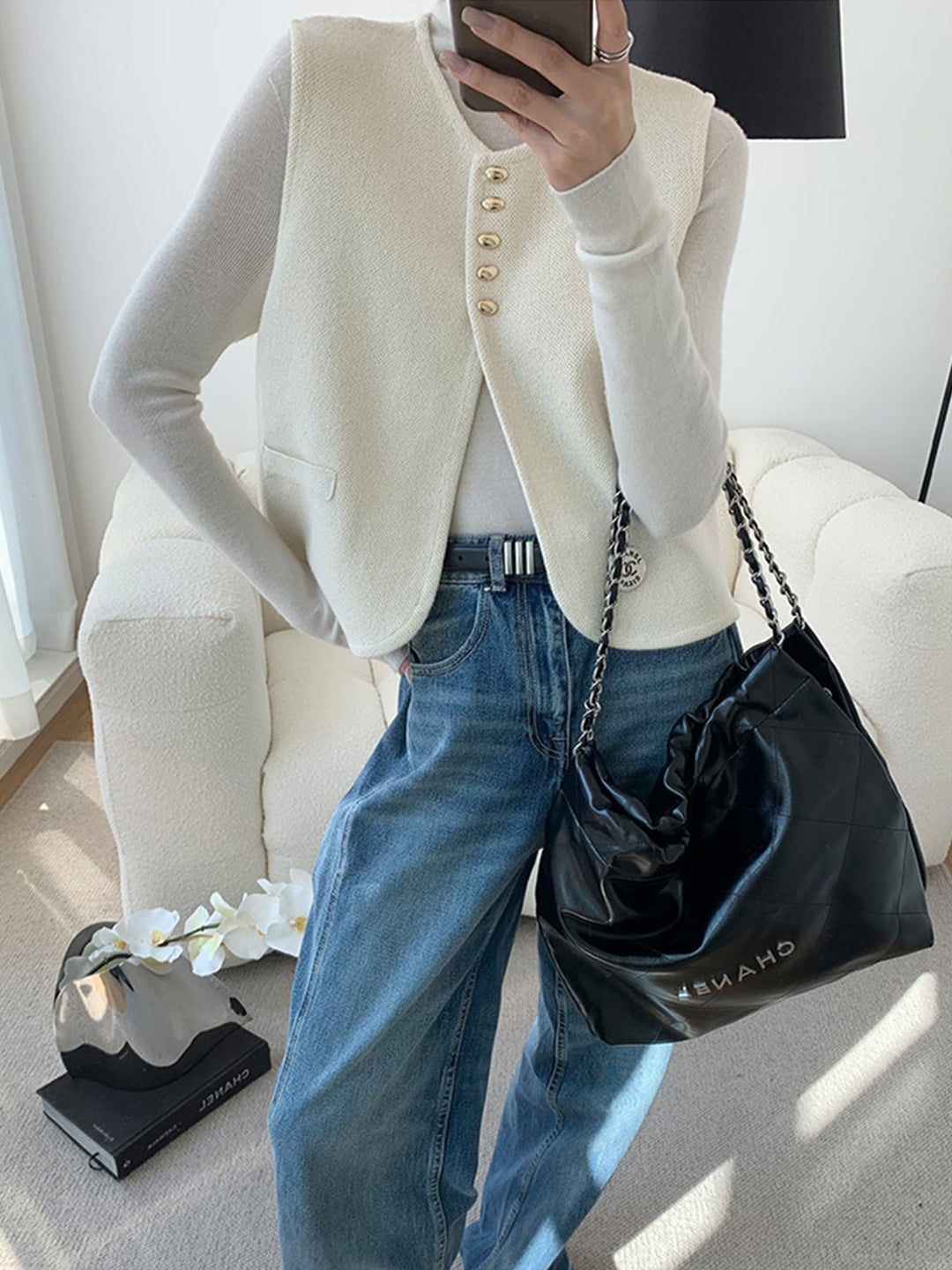 Eleganter Pullover-Weste mit Schlitz