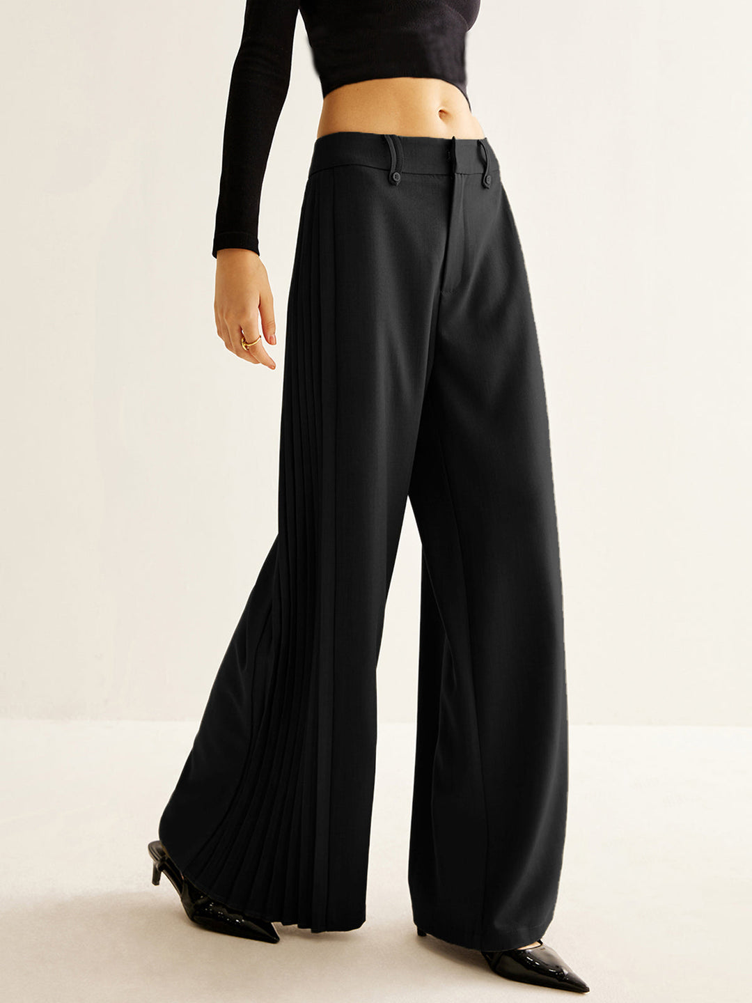 Hosen mit weitem Bein und Seitenfalten