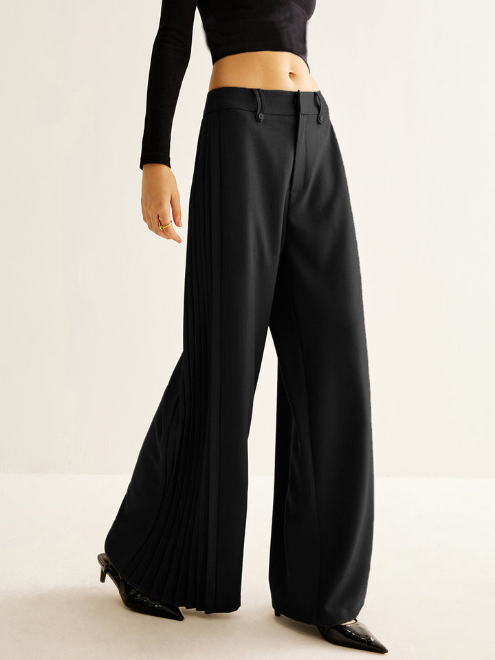 Hosen mit weitem Bein und Seitenfalten