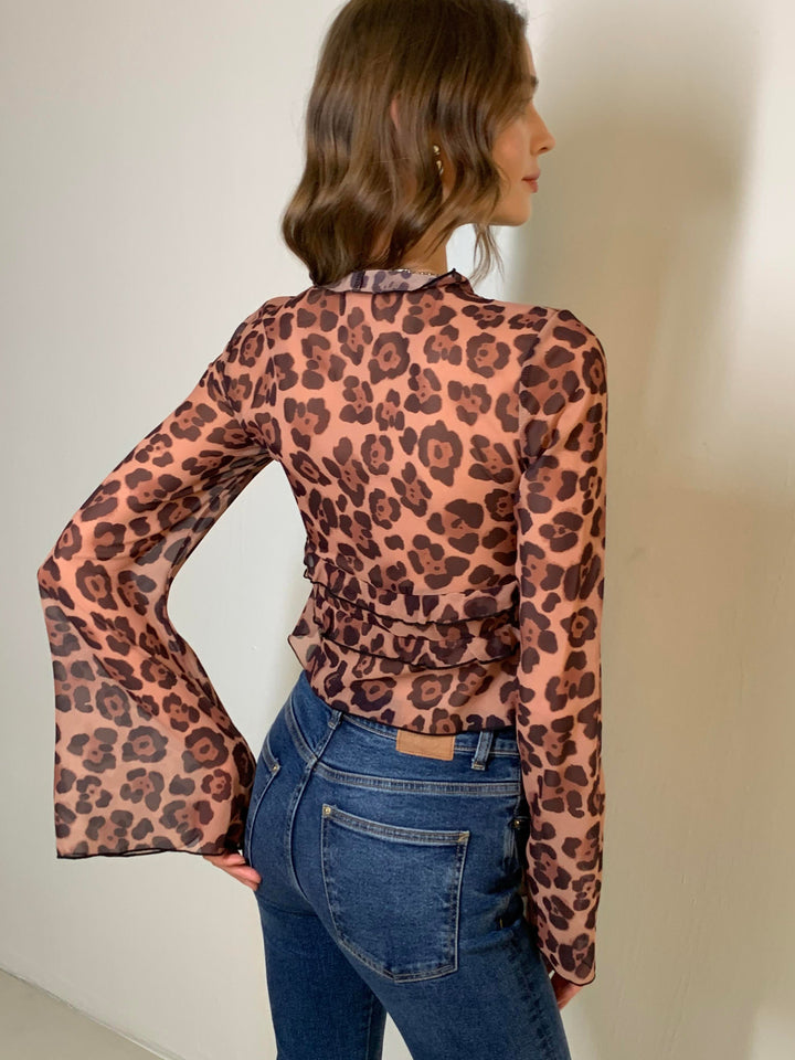 Bluse mit Leo-Print, Halbtransparent und Rüschen-V-Ausschnitt