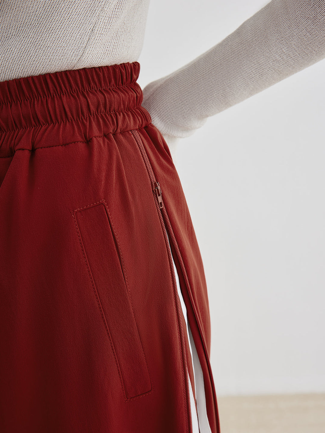 Athleisure Hose mit Seitenstreifen und Kordelzug