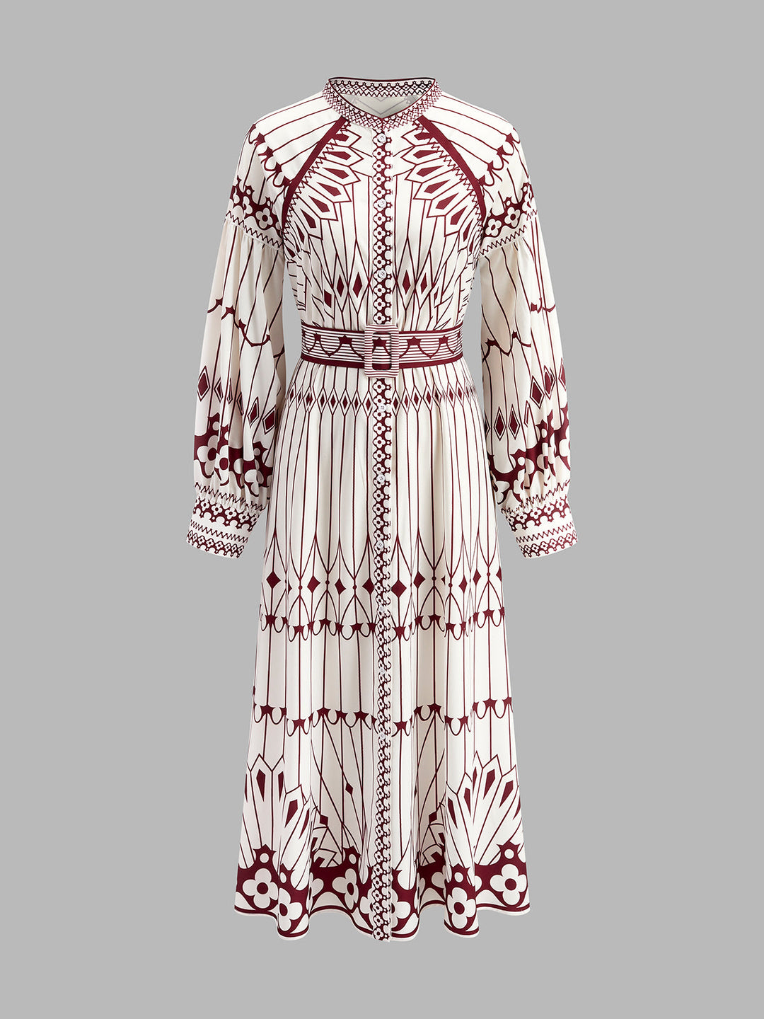 Böhmisches Kleid mit Stehkragen und Schlitz
