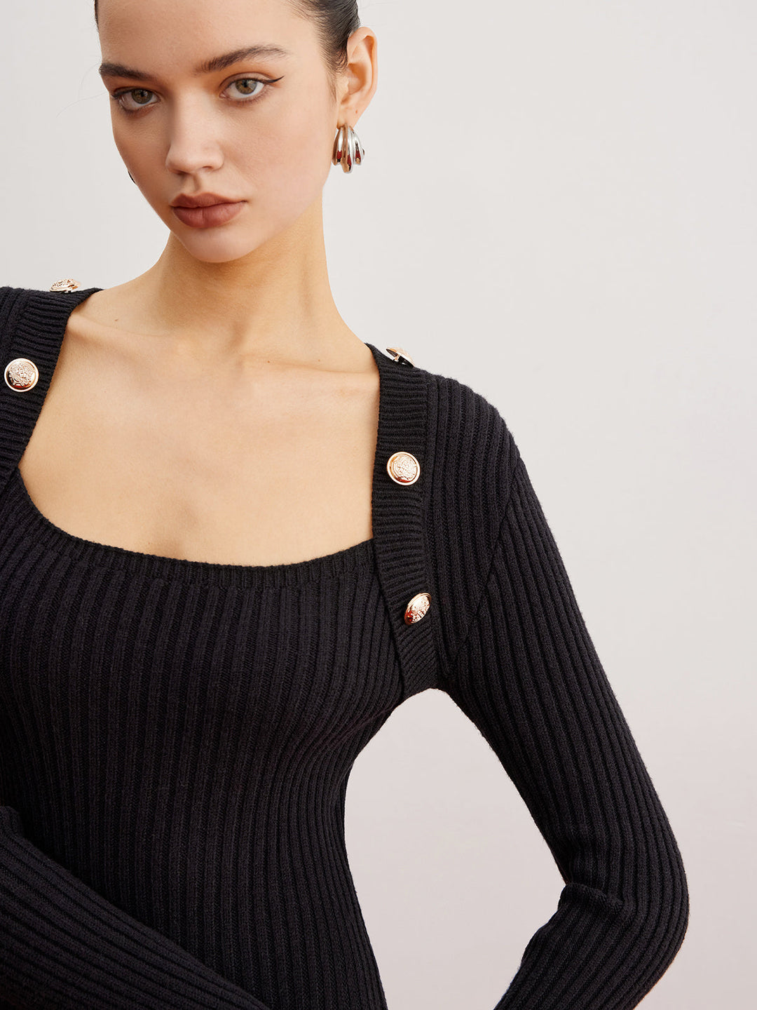 Pullover-Strickkleid mit Rippstrick und schmaler Passform