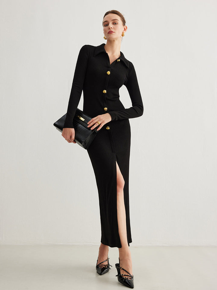 Metallknof-Kleid mit geteiltem Revers