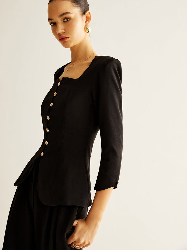 Bluse mit quadratischem Ausschnitt und Schlitz