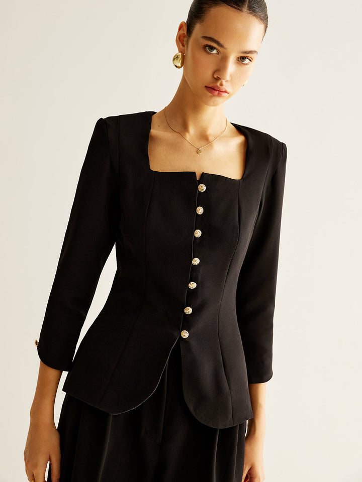 Bluse mit quadratischem Ausschnitt und Schlitz