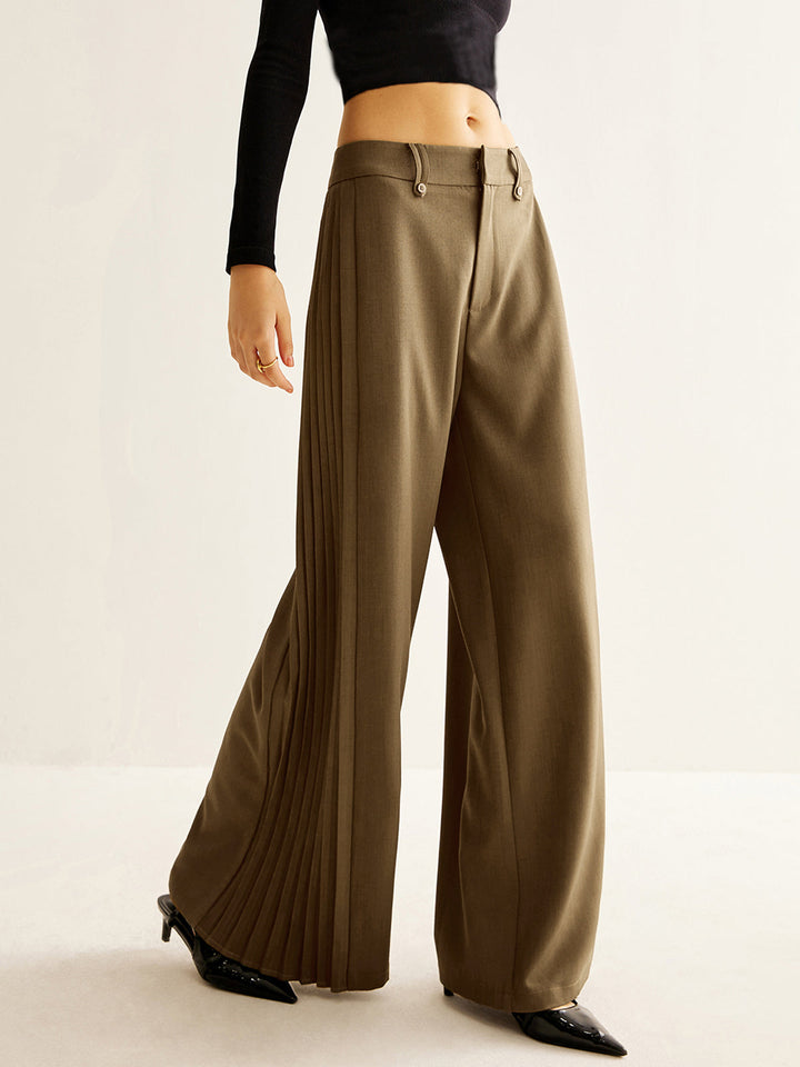 Hosen mit weitem Bein und Seitenfalten