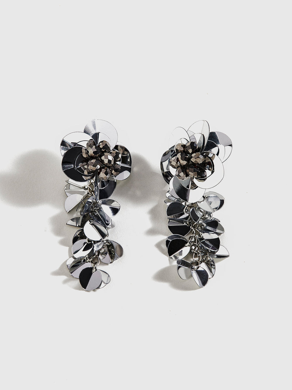Elegante Blumen-Quasten-Ohrringe