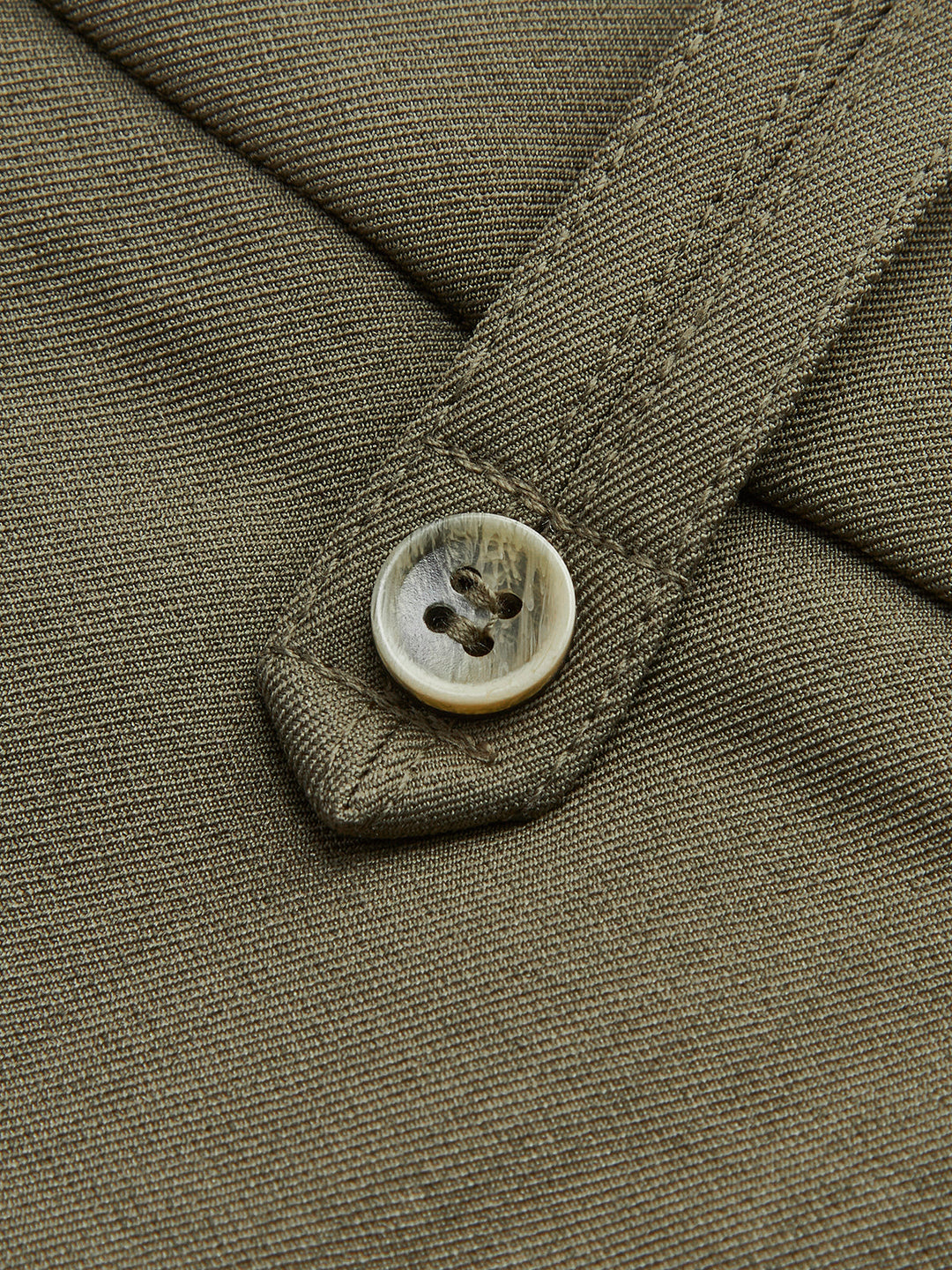 Hosen mit weitem Bein und Seitenfalten