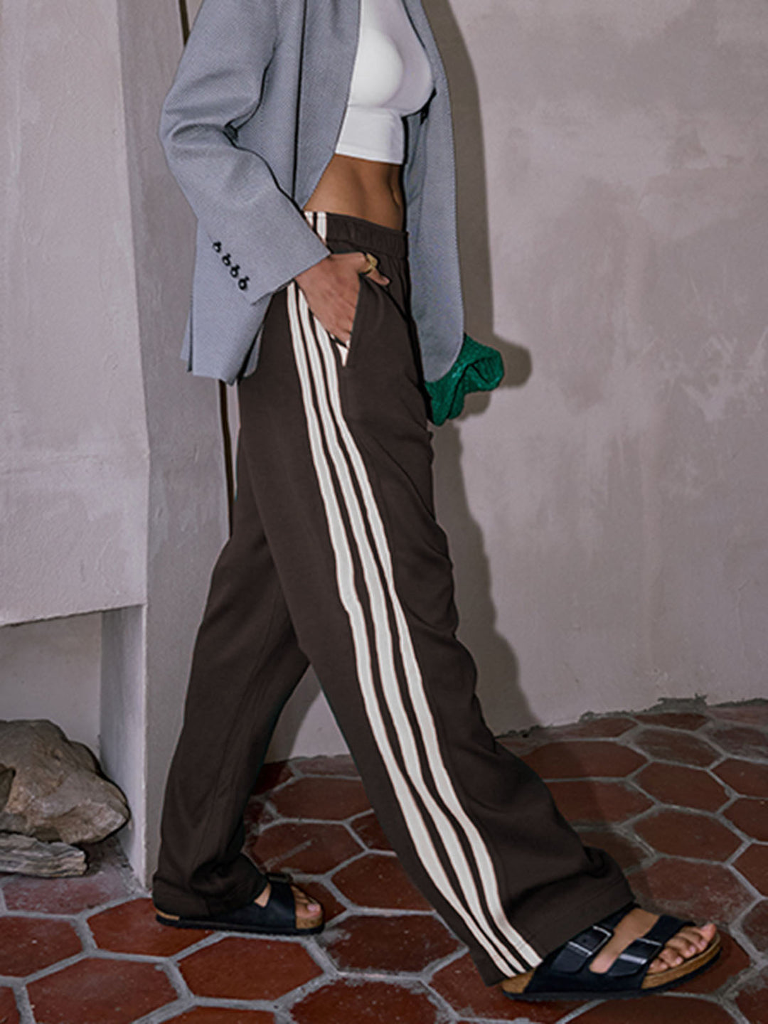 Lässige Patchwork-Hose mit Streifen
