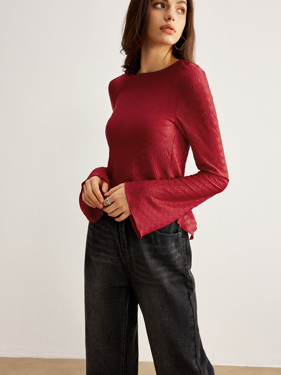 Curve Textured Backless Tie Bluse