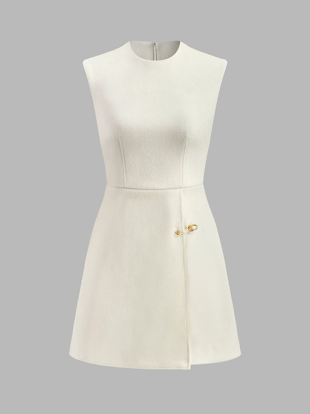 Ärmelloses Kleid mit Pin-Detail und warmem Stoff