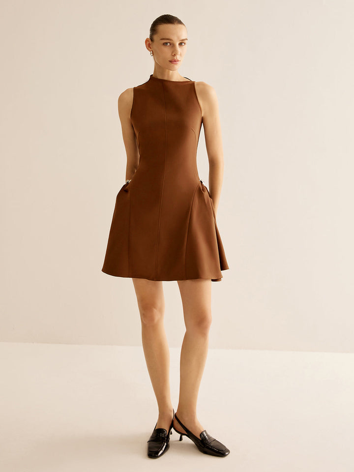 Asymmetrisches Krageneinsatz-Rüschenkleid