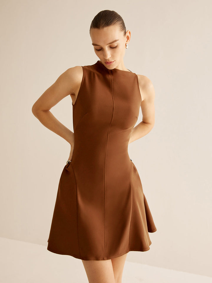 Asymmetrisches Krageneinsatz-Rüschenkleid