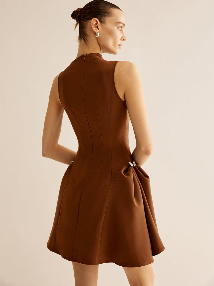 Asymmetrisches Krageneinsatz-Rüschenkleid