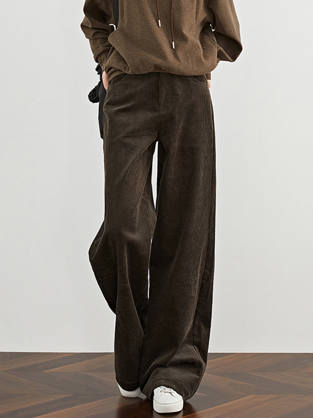 High-Waist Cordhose mit Drapierung