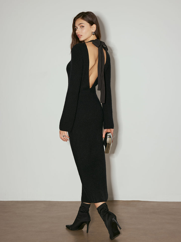 Kleid mit Bindekragen und offenem Rücken