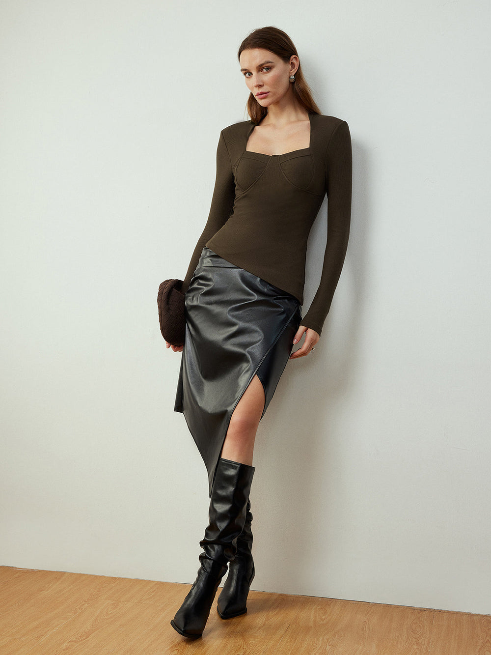 Asymmetrisches Skinny T-Shirt