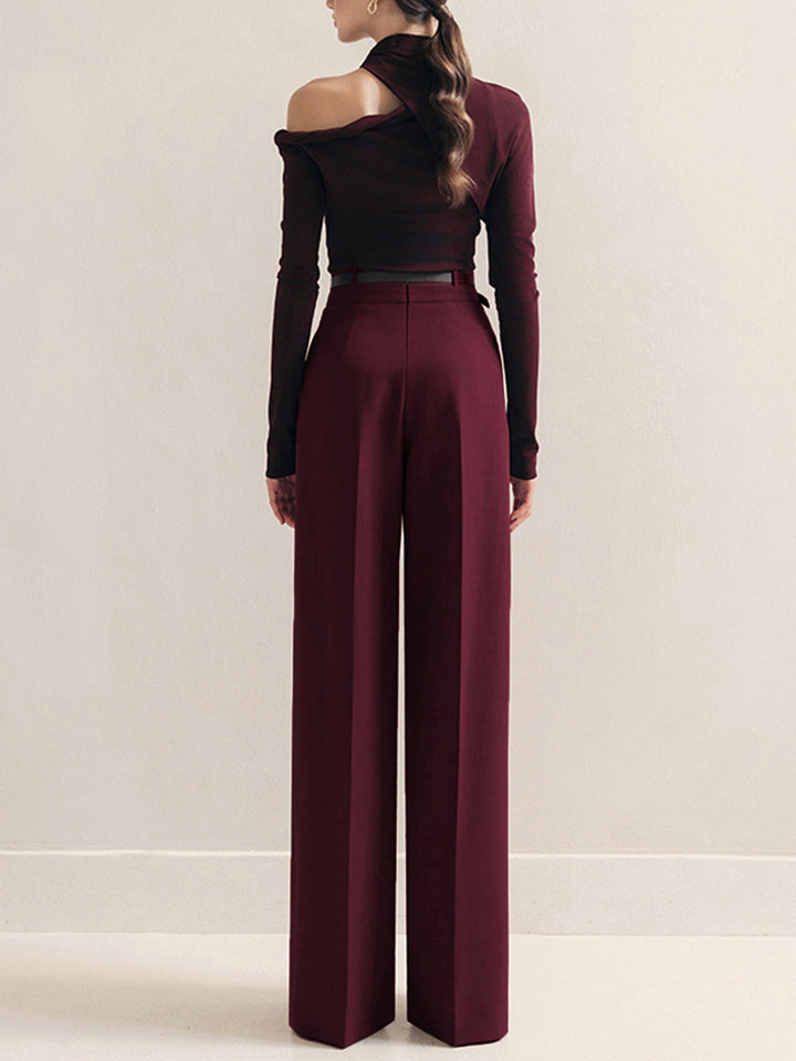 Hosen mit Gürtel und Falten High-Waist