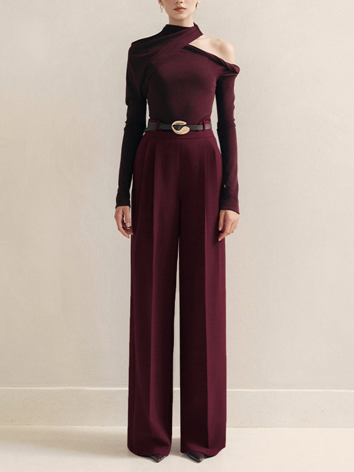 Hosen mit Gürtel und Falten High-Waist