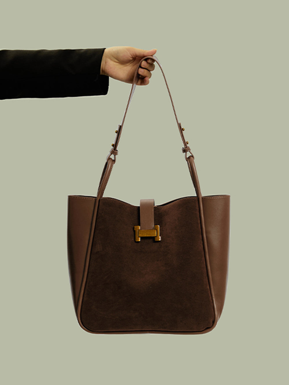 Stautasche mit Metalldetail