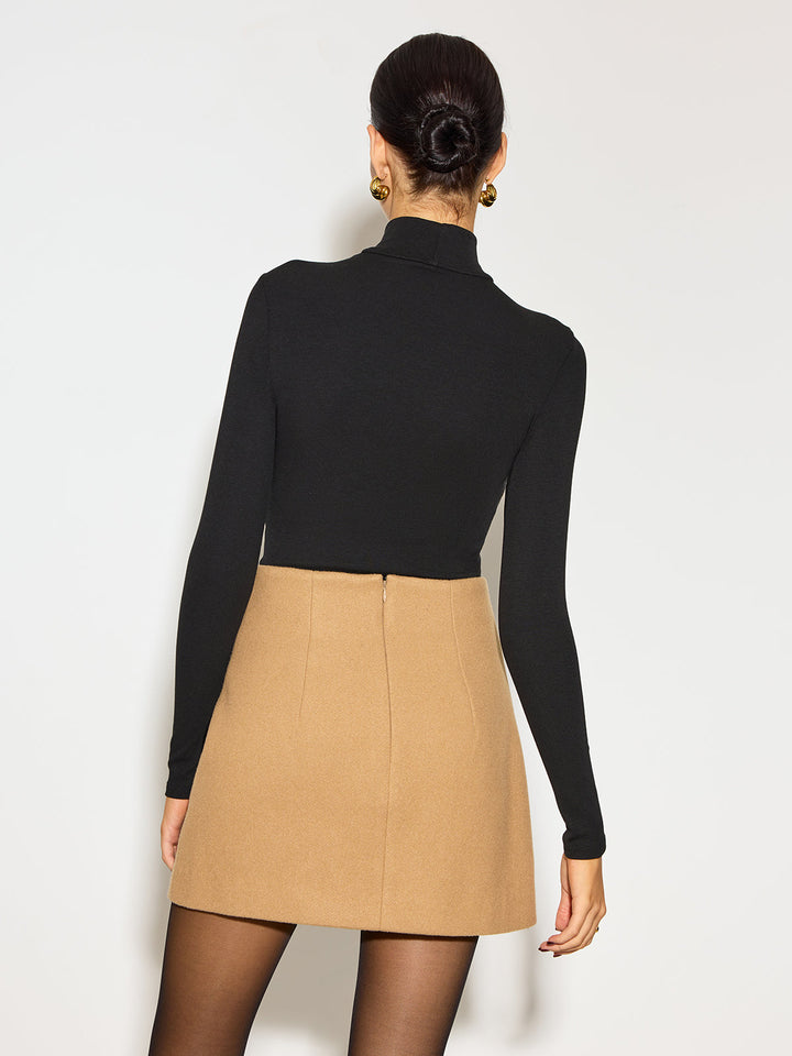 Rollkragen-Shirt mit transparenten Details, figurbetont