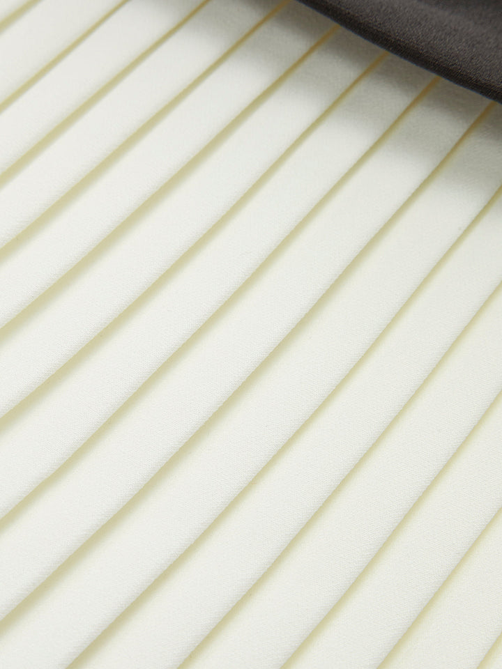 V-Ausschnitt Zweifarbiges Faltenkleid mit Knöpfen