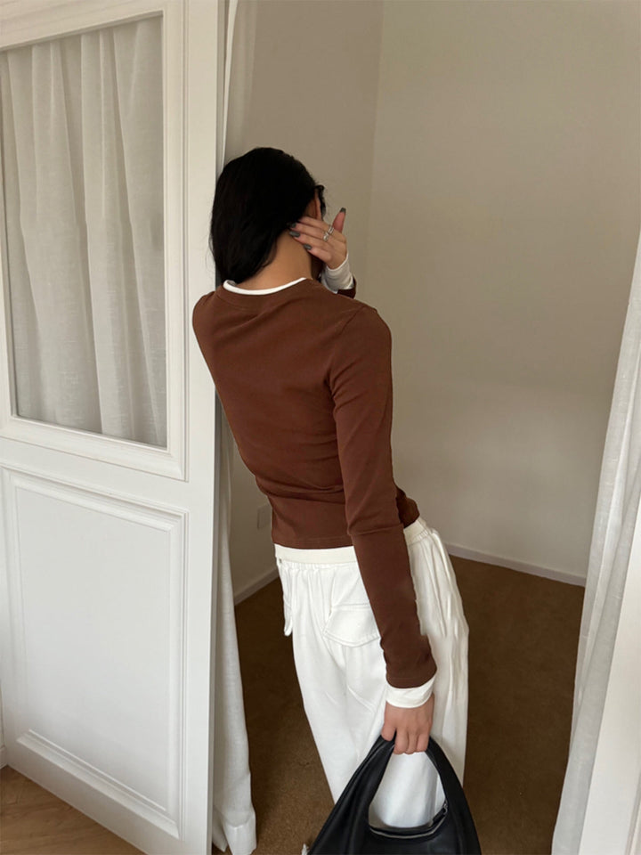 2 in 1 V-Ausschnitt Jersey-Top mit Kontrastbesatz