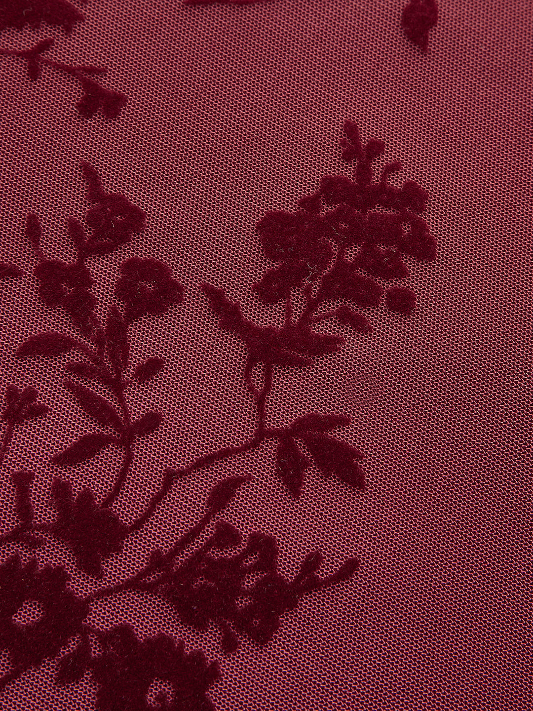 Florales Kleid mit Rüschensaum und Bindegürtel