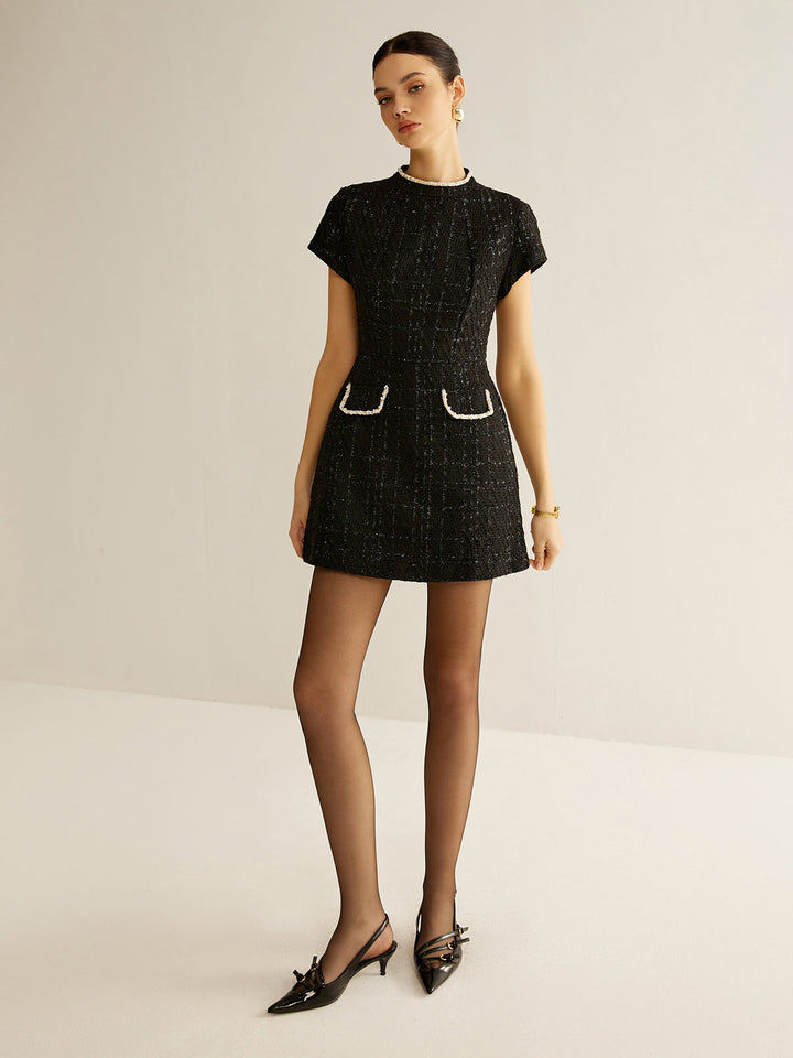 Eleganter kurzer Tweed-Kleid mit kurzen Ärmeln