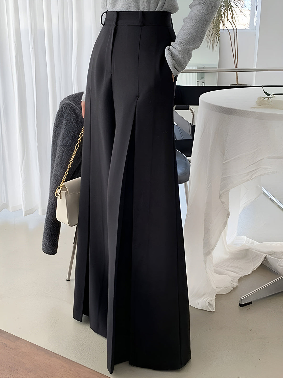 High-Waist Plissé Hosen mit weitem Bein